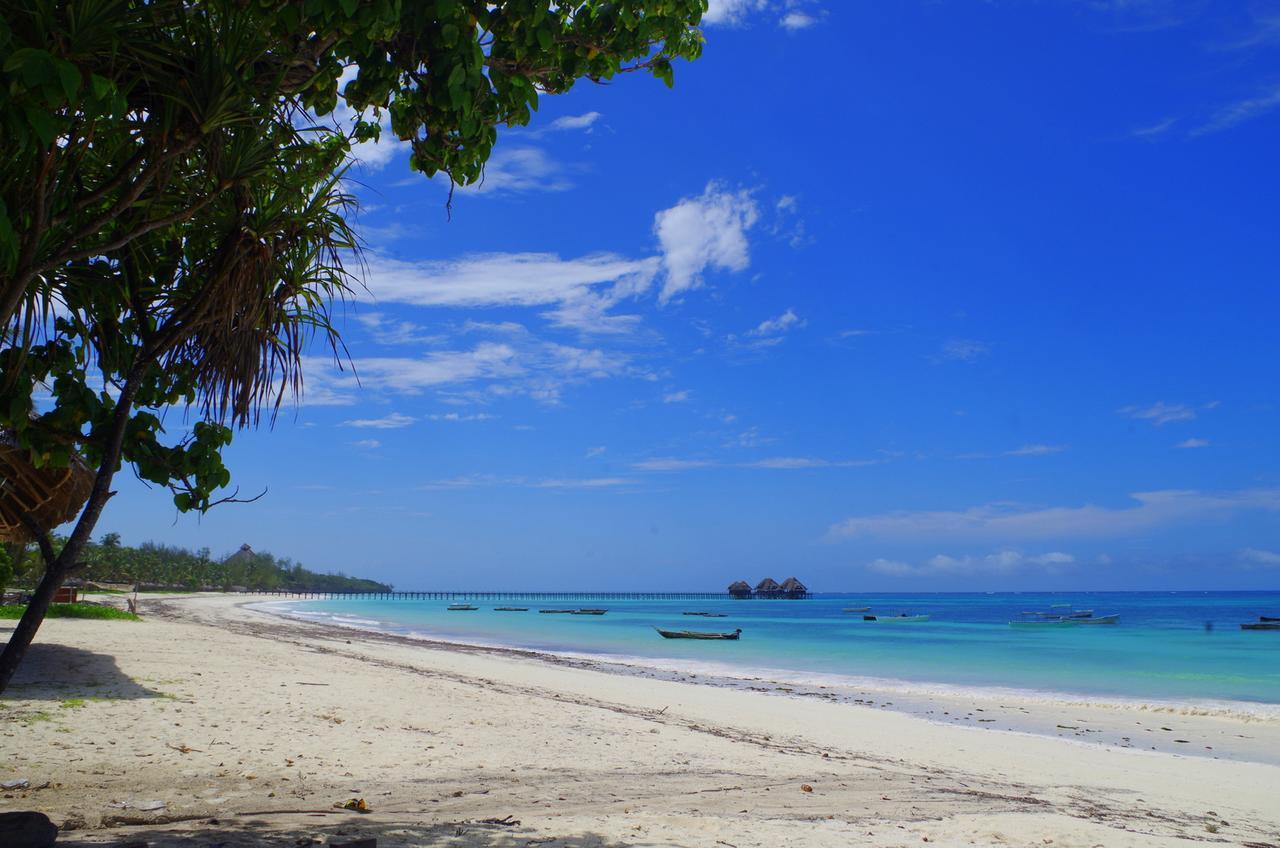 The Sands Beach Resort Bwejuu Buitenkant foto