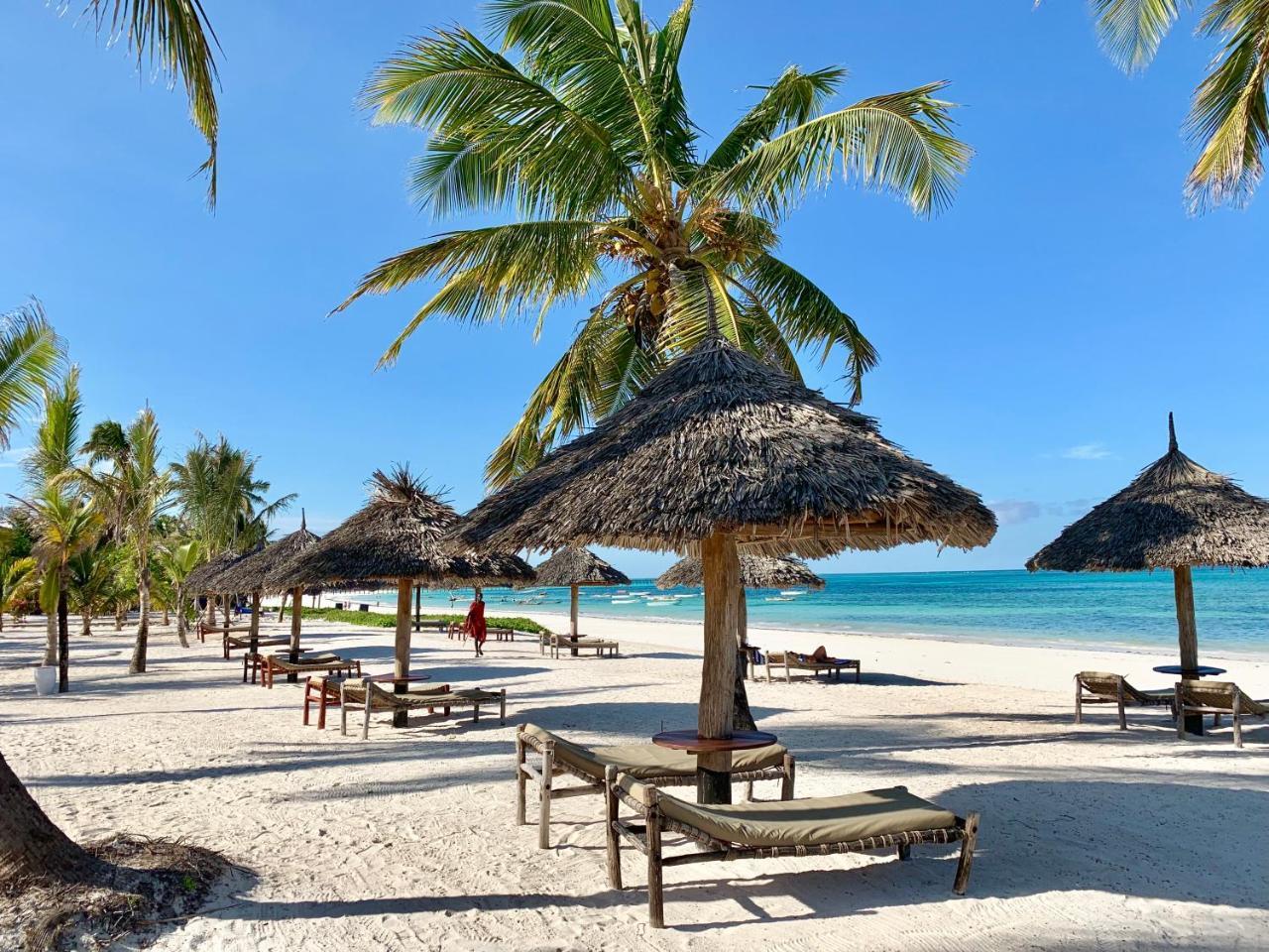The Sands Beach Resort Bwejuu Buitenkant foto