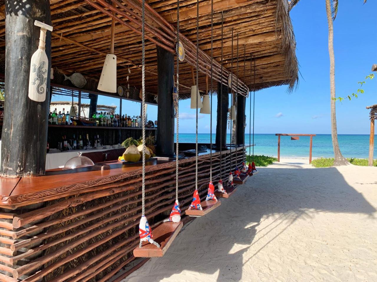 The Sands Beach Resort Bwejuu Buitenkant foto