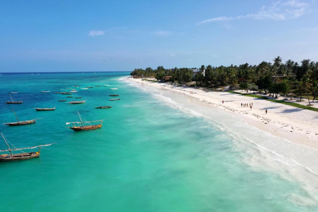 The Sands Beach Resort Bwejuu Buitenkant foto