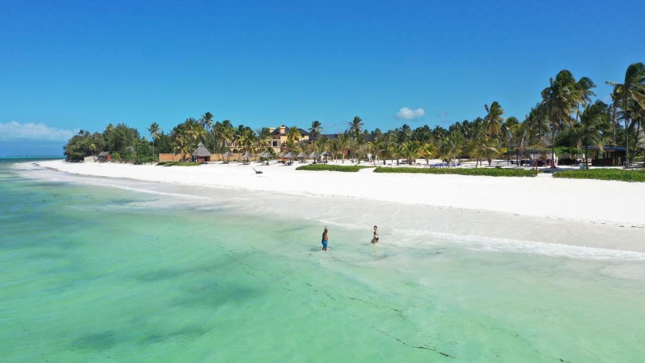 The Sands Beach Resort Bwejuu Buitenkant foto