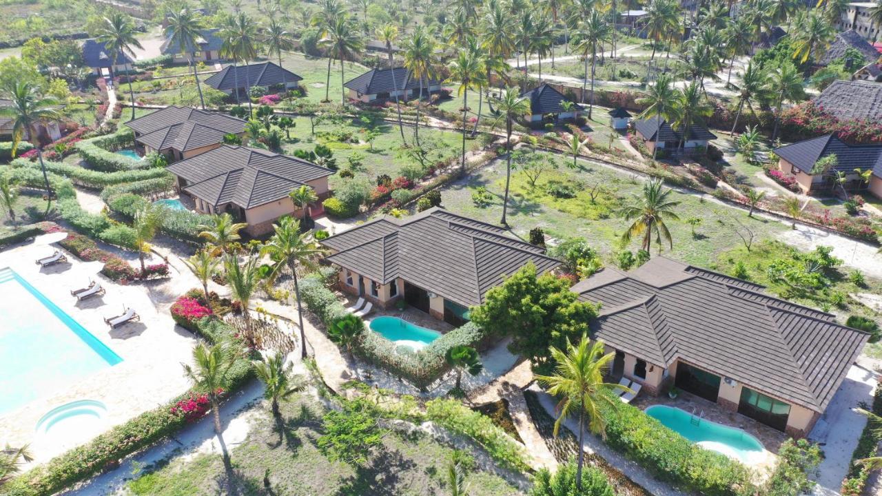 The Sands Beach Resort Bwejuu Buitenkant foto